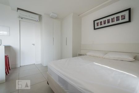 Quarto de apartamento à venda com 1 quarto, 68m² em Jardim Novo Santo Amaro, São Paulo