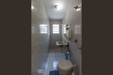 Banheiro de apartamento para alugar com 1 quarto, 35m² em Chácara Santo Antônio (zona Sul), São Paulo