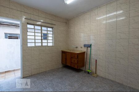 Cozinha de apartamento para alugar com 1 quarto, 35m² em Chácara Santo Antônio (zona Sul), São Paulo