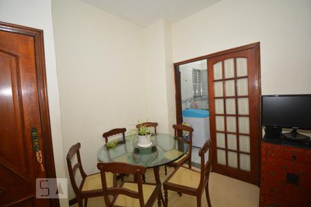 Sala de apartamento para alugar com 2 quartos, 45m² em Rocha, Rio de Janeiro