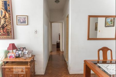 Corredor  de apartamento para alugar com 3 quartos, 104m² em Maracanã, Rio de Janeiro
