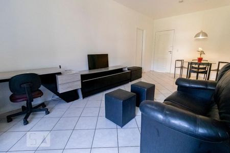 Sala de apartamento para alugar com 2 quartos, 85m² em Saco Grande, Florianópolis