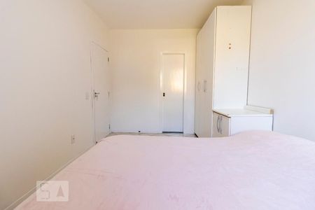 Suíte de apartamento para alugar com 2 quartos, 85m² em Saco Grande, Florianópolis