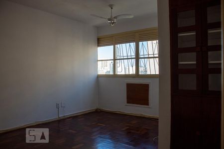 Sala  de apartamento para alugar com 2 quartos, 59m² em Estácio, Rio de Janeiro