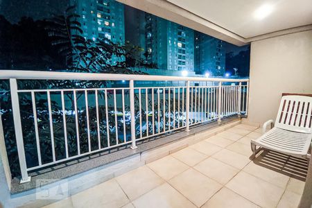 Varanda de apartamento à venda com 2 quartos, 92m² em Parque Taboão, Taboão da Serra