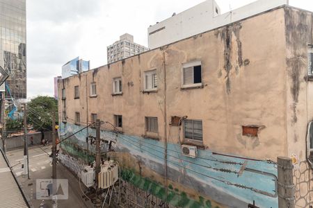 Vista da sala de apartamento para alugar com 1 quarto, 56m² em Pinheiros, São Paulo