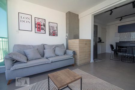 Sala de kitnet/studio para alugar com 1 quarto, 37m² em Barra Funda, São Paulo