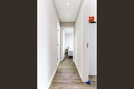 Corredor Quartos de apartamento à venda com 2 quartos, 45m² em Jardim Leonor Mendes de Barros, São Paulo