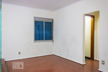 Sala de TV de apartamento à venda com 4 quartos, 230m² em Vila Gilda, Santo André