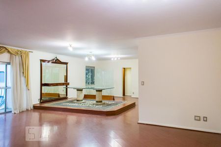 Sala de Estar de apartamento à venda com 4 quartos, 230m² em Vila Gilda, Santo André