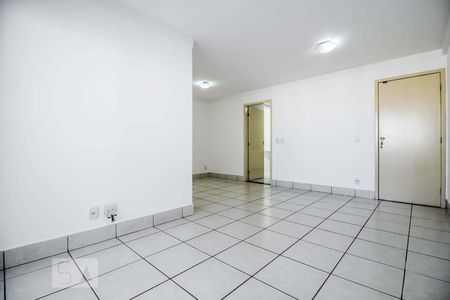 Sala de apartamento para alugar com 2 quartos, 76m² em Jardim Goiás, Goiânia