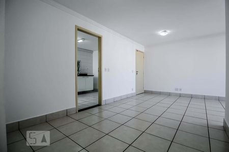 Sala de apartamento para alugar com 2 quartos, 76m² em Jardim Goiás, Goiânia