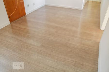 piso da sala de apartamento à venda com 2 quartos, 60m² em São Francisco Xavier, Rio de Janeiro