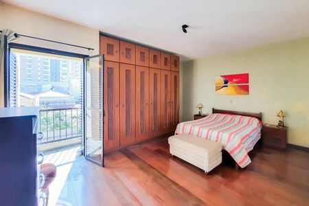 Suíte 1 de casa à venda com 4 quartos, 313m² em Jardim do Mar, São Bernardo do Campo