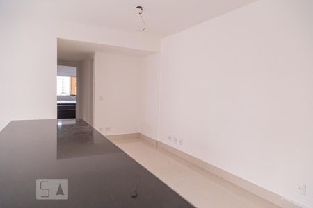 Sala de apartamento para alugar com 2 quartos, 70m² em Funcionários, Belo Horizonte