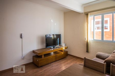 Sala de apartamento para alugar com 1 quarto, 43m² em Jardim Chapadão, Campinas