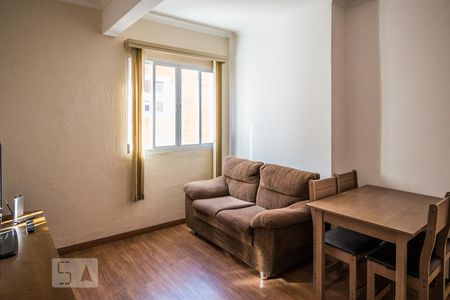 Sala de apartamento para alugar com 1 quarto, 43m² em Jardim Chapadão, Campinas