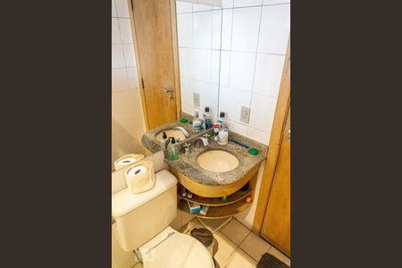 Apartamento à venda com 172m², 4 quartos e 3 vagas Apartamento à venda com 172m², 4 quartos e 3 vagasBanheiro Social