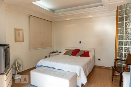 Apartamento à venda com 172m², 4 quartos e 3 vagas Apartamento à venda com 172m², 4 quartos e 3 vagasSuíte 2