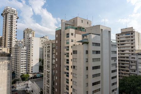 Apartamento à venda com 172m², 4 quartos e 3 vagas Apartamento à venda com 172m², 4 quartos e 3 vagasVista