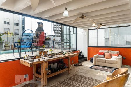 Apartamento à venda com 172m², 4 quartos e 3 vagas Apartamento à venda com 172m², 4 quartos e 3 vagasSala 2