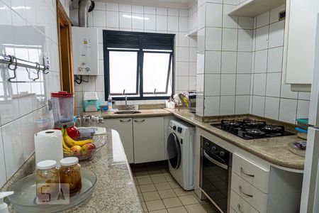 Apartamento à venda com 172m², 4 quartos e 3 vagas Apartamento à venda com 172m², 4 quartos e 3 vagasCozinha