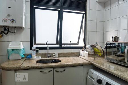 Apartamento à venda com 172m², 4 quartos e 3 vagas Apartamento à venda com 172m², 4 quartos e 3 vagasCozinha