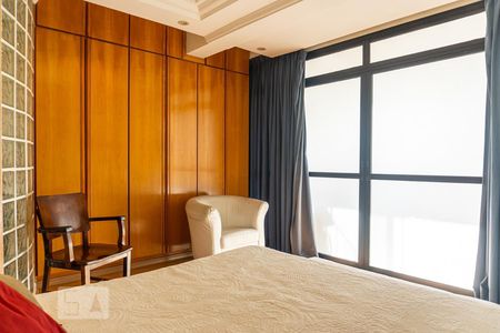 Apartamento à venda com 172m², 4 quartos e 3 vagas Apartamento à venda com 172m², 4 quartos e 3 vagasSuíte 2