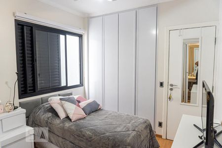 Apartamento à venda com 172m², 4 quartos e 3 vagas Apartamento à venda com 172m², 4 quartos e 3 vagasSuíte 1