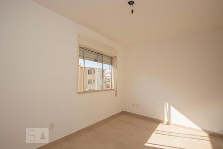 Sala  de apartamento para alugar com 2 quartos, 60m² em São Sebastião, Porto Alegre