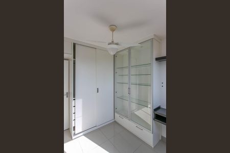 Quarto 1 de apartamento para alugar com 2 quartos, 57m² em Jardim Guanabara, Belo Horizonte