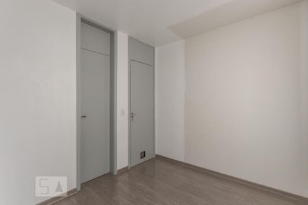 Suíte de apartamento à venda com 3 quartos, 67m² em Humaitá, Porto Alegre