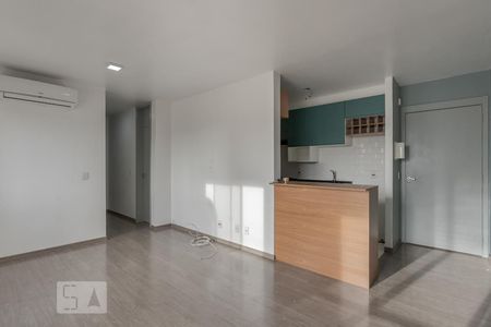 Sala de apartamento à venda com 3 quartos, 67m² em Humaitá, Porto Alegre