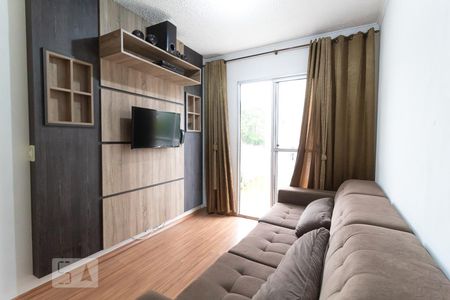 Sala de Estar de apartamento para alugar com 2 quartos, 47m² em Colônia (zona Leste), São Paulo