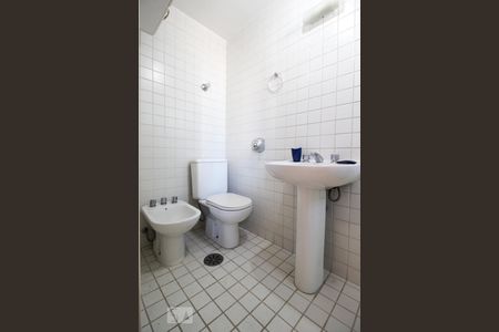 Banheiro da Suíte  de apartamento para alugar com 2 quartos, 80m² em Vila Uberabinha, São Paulo