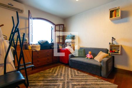 Casa à venda com 608m², 3 quartos e 6 vagas Casa à venda com 608m², 3 quartos e 6 vagasQuarto 3 - suíte