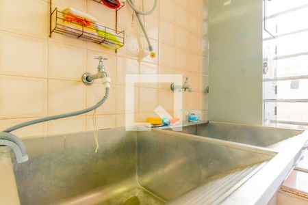 Casa à venda com 608m², 3 quartos e 6 vagas Casa à venda com 608m², 3 quartos e 6 vagasÁrea de serviço