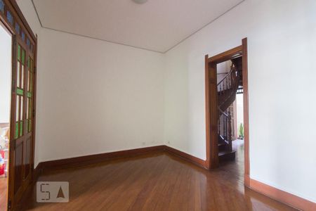 Sala 1 de casa à venda com 6 quartos, 320m² em Vila Buarque, São Paulo