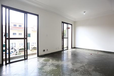 Sala de casa de condomínio para alugar com 3 quartos, 130m² em Vila São Silvestre, São Paulo