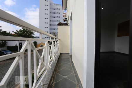 Sacada de casa de condomínio para alugar com 3 quartos, 130m² em Vila São Silvestre, São Paulo