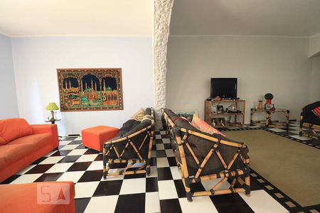 Sala de casa à venda com 3 quartos, 318m² em Vila Scarpelli, Santo André