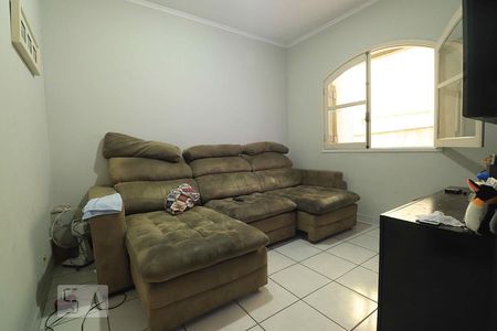 Sala de Tv de casa à venda com 3 quartos, 318m² em Vila Scarpelli, Santo André