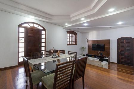 Sala de casa para alugar com 6 quartos, 274m² em Itapoã, Belo Horizonte