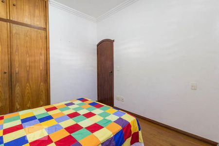 Quarto de casa para alugar com 6 quartos, 274m² em Itapoã, Belo Horizonte