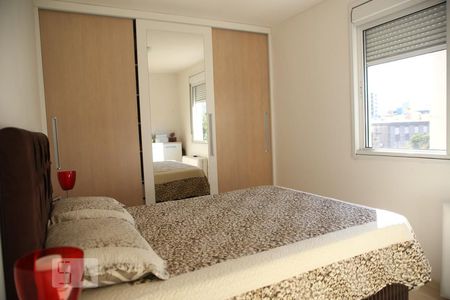 Suite de apartamento à venda com 2 quartos, 59m² em Menino Deus, Porto Alegre