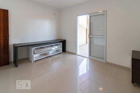 Suíte de casa à venda com 3 quartos, 184m² em Jardim Guanca, São Paulo