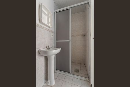 Banheiro da Suíte de apartamento para alugar com 1 quarto, 37m² em Humaitá, Porto Alegre