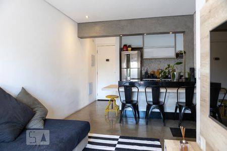Sala de apartamento para alugar com 2 quartos, 57m² em Vila Gomes, São Paulo