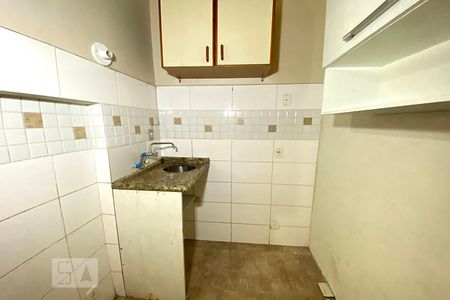 Cozinha de apartamento para alugar com 1 quarto, 20m² em Pinheiro, São Leopoldo