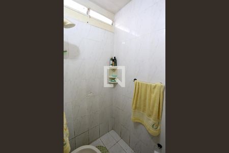 Banheiro da Suíte de casa à venda com 2 quartos, 165m² em Vila Marieta, São Paulo
